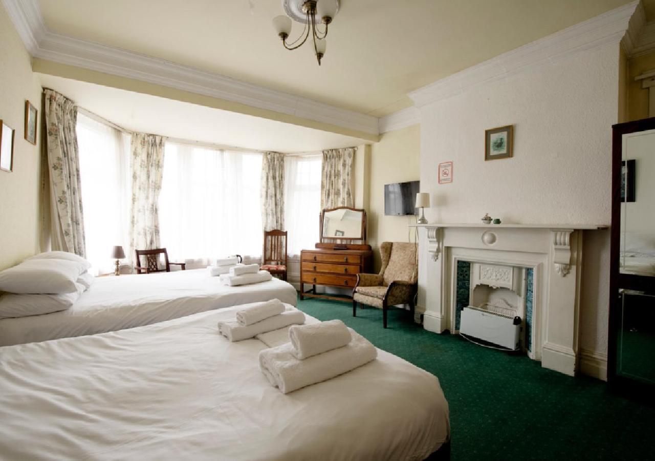 Hotels 24-7 - The Old Victoria Hotel Νιούπορτ Εξωτερικό φωτογραφία