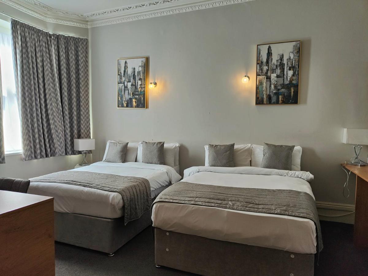 Hotels 24-7 - The Old Victoria Hotel Νιούπορτ Εξωτερικό φωτογραφία