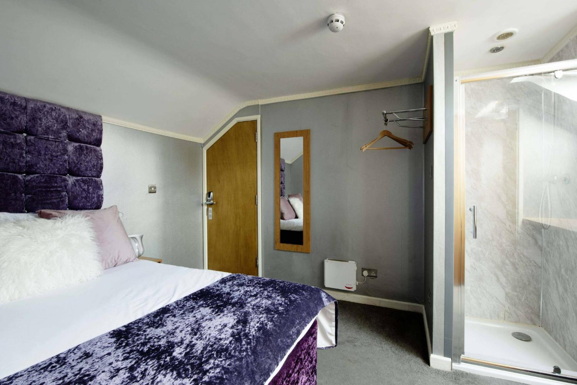 Hotels 24-7 - The Old Victoria Hotel Νιούπορτ Εξωτερικό φωτογραφία